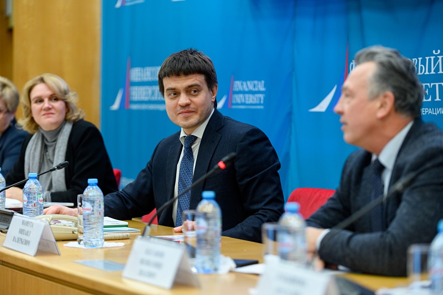 Михаил Котюков: Минфин России организовал более 700 открытых уроков по финансовой грамотности в 2022 году