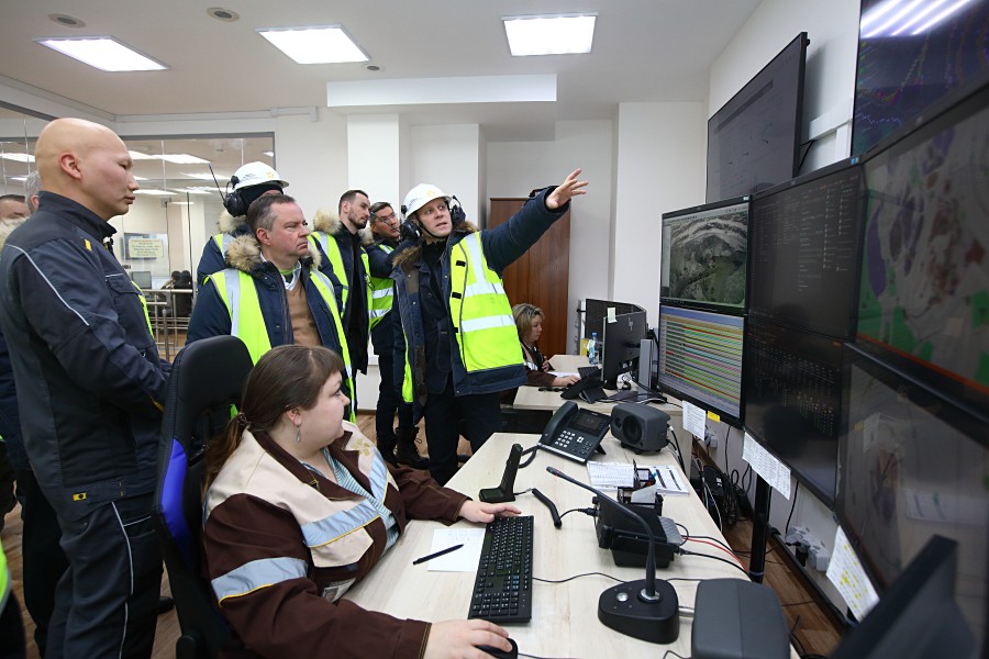Алексей Моисеев посетил объекты строительства золотоизвлекательной фабрики ЗИФ-5 в Красноярском крае