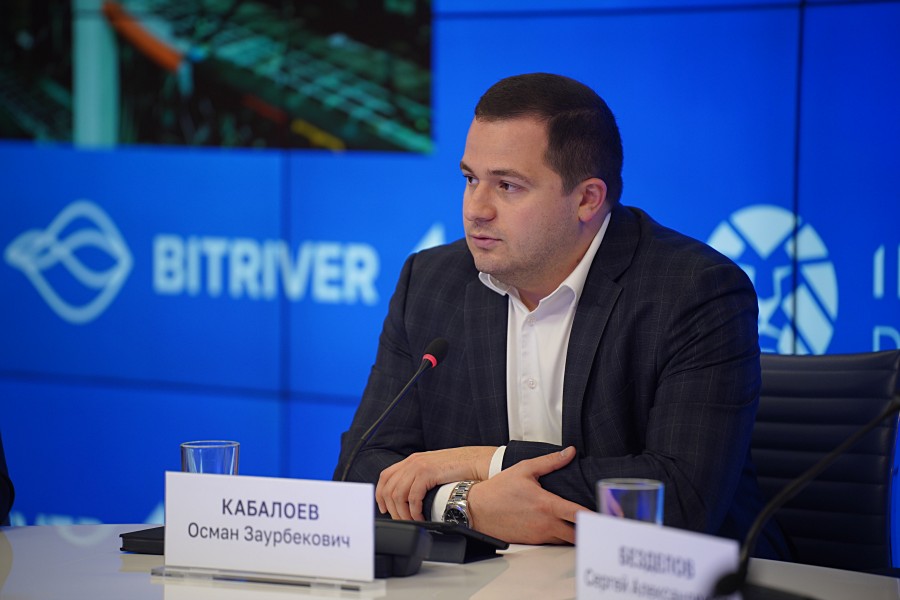 Осман Кабалоев: сейчас действительно ударные силы брошены на доработку пакета законопроектов по майнингу
