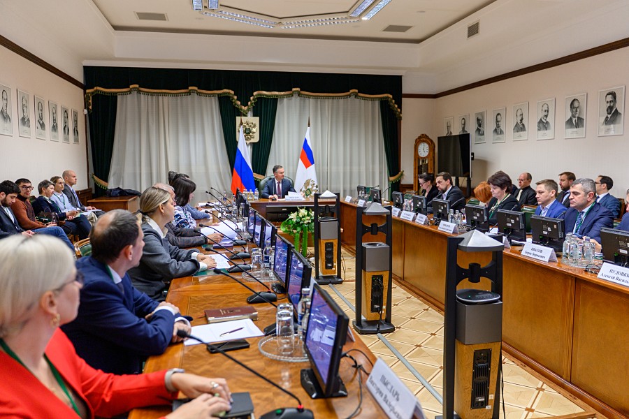 Иван Чебесков: Минфин России заинтересован в выходе региональных компаний на IPO