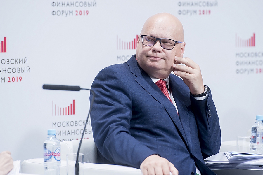 Заместитель Министра финансов Алексей Лавров дал интервью издательству "Коммерсант"